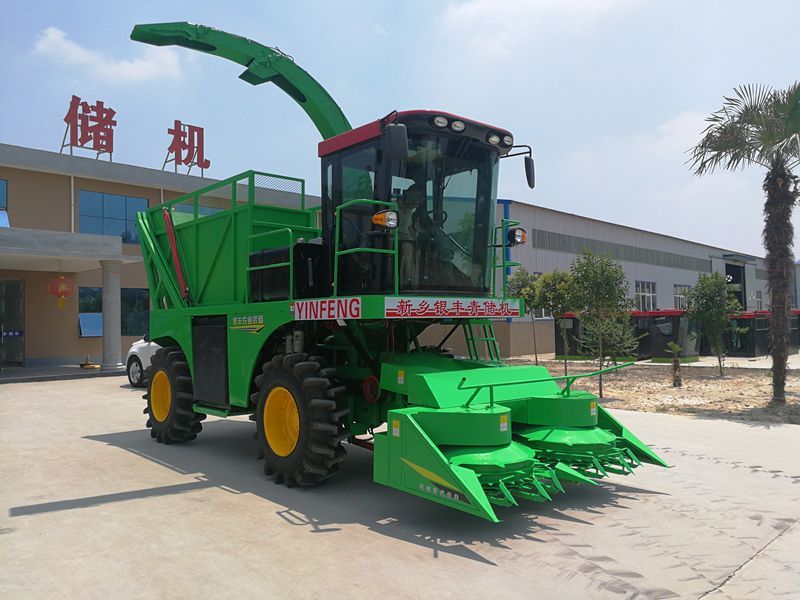 玉米收割機：規(guī)范操作，保障糧食安全