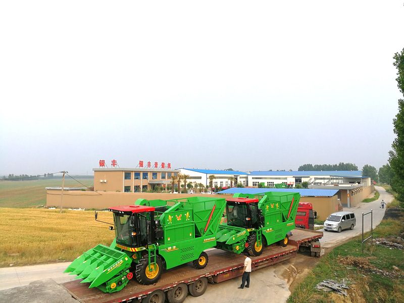 寧夏客戶(hù)又訂購(gòu)青儲(chǔ)機(jī)
